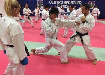 Karate: un fantastico dicembre per l’Accademia Karate Crotone