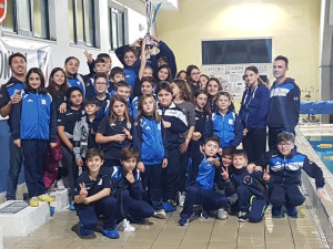 La Kroton Nuoto vittoriosa a Vibo Valentia al Trofeo Regionale a squadre