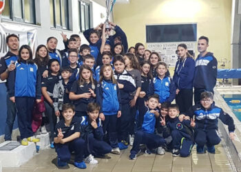 La Kroton Nuoto vittoriosa a Vibo Valentia al Trofeo Regionale a squadre