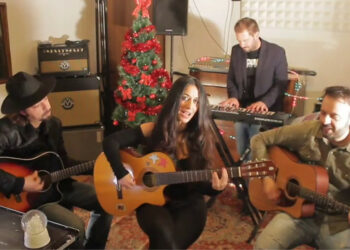 Gli “Stil Novo” la band crotonese duetta con Leda Battisti la canzone “Natale è qui”