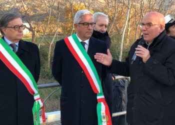 Oliverio ha inaugurato la “strada delle industrie” che collega l’area industriale di Rende e Montalto