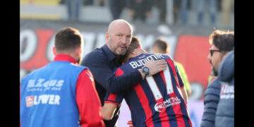 Crotone-Chievo 1-0, mister Zenga e Budimir nel post gara