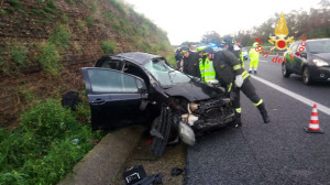 incidente stradale sull'Autostrada del Mediterraneo A2 direzione Nord (4)
