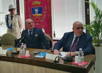 Cantiere Crotone, salta la firma del protocollo d’intesa per motivi burocratici