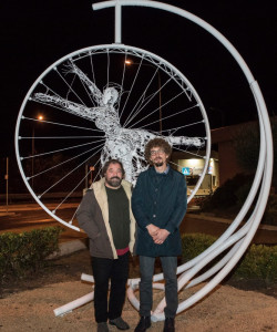 Amedeo Fusco di Scala Coeli artefice della deposizione all'Aeroporto di Comiso della scultura di Sergio Cimbali