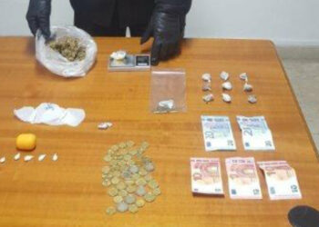 Arrestata famiglia isolitana per detenzione ai fini di spaccio di sostanze stupefacenti