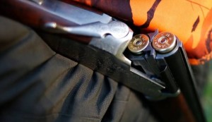 Crotone- Sparano dal balcone con il fucile per festeggiare il Capodanno, denunciate 3 persone