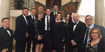 Delegazione calabrese delle Guardie d’Onore alle Reali Tombe del Pantheon