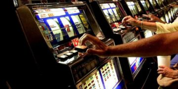 Gioco d’azzardo, tra minori e online. Bocciato il piano della Calabria