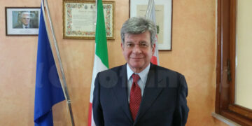 Oggi al Comune di Cirò Marina si è insediato il Commissario Prefettizio Giuseppe Gualtieri