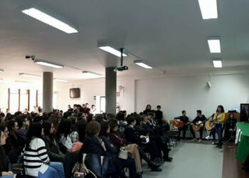 Gli studenti del Liceo Patrizi di Cariati celebrano la giornata della memoria