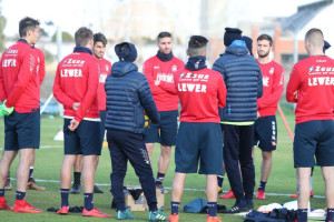 Il Crotone riprende a correre. Primo allenamento per Capuano