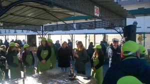 Il brindisi al Farmer Market, il mercato dei contadini di Crotone