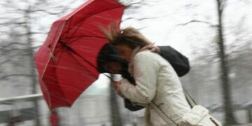 La provincia di Crotone colpita da forti raffiche di vento e una tromba d’aria