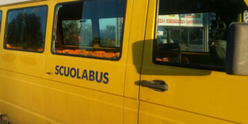 Rubato uno scuolabus nella notte a Mirto Crosia