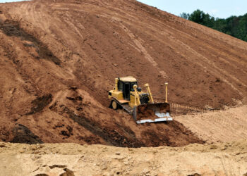 Terre e rocce da scavo: ecco il regolamento Arpacal per controllo sui cantieri
