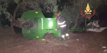 Trattore agricolo si ribalta, muore un ragazzo di 32 anni