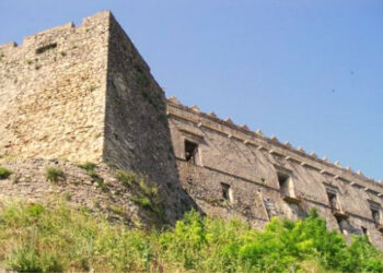 2 milioni di euro al Castello Carafa di Cirò