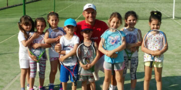 Al Tennis Club Cirò Marina dalle attività con i bambini e adulti si avvia alla nuova stagione agonistica