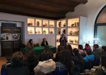 Crotone, In viaggio a “braccetto” con Ulisse con Carola Susani per Autori in Comune