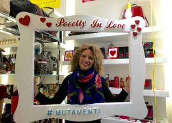 Crotone, PoeCity in love, messaggi e dichiarazioni d’amore… a portata di scatto