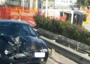 Incidente frontale sulla SS106 a Strongoli