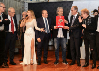 Sanremo: a Toto Cutugno la Palma d’Argento di Michele Affidato