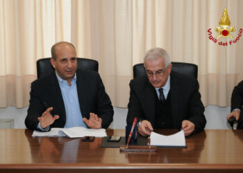 Passaggio di consegne alla Direzione Regionale Vigili del Fuoco, tra De Angelis e il neo Direttore Cardia