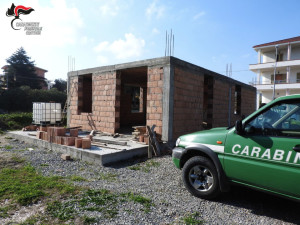 Strongoli Marina Scoperto un altro fabbricato abusivo dai Carabinieri Forestali (1)