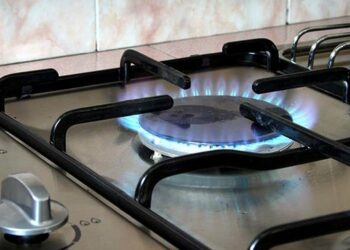 Crotone: Anziana lascia il gas aperto e va adormire, salvata dai Carabinieri