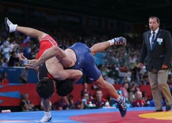 Gianpiero Monterosso dell’AKC Crotone alla finale nazionale del Campionato Italiano Veterani Lotta