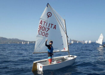 Il Club Velico Crotone vince a Porto Rotondo, podio per Alessandro Cortese alle selezioni Nazionale per Europei e Mondiali