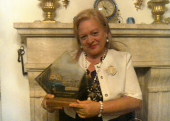 “Terra di Eterno Incanto” è il 21° libro della prof.ssa Domenica Milena Arcuri Rossi