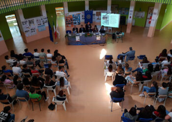 “No Fat, No Ill” del Rotary Club Terra degli Enotri Cirò Marina nelle scuole medie di Torre Melissa