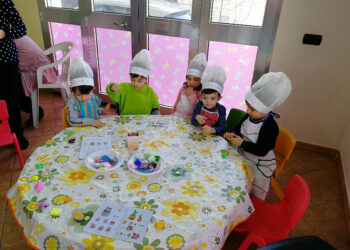“Pasticcio Pasticcioso“, primo Laboratorio pasticceria e decorazione dolci per bimbi a Strongoli Marina