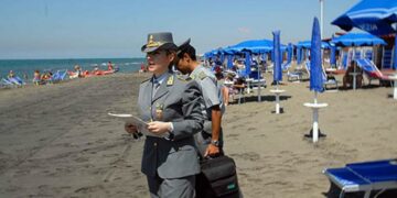 Controlli della Finanza ai lidi Balneari: Scoperta evasione di canoni demaniali