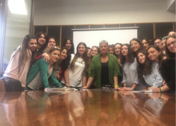 Gli alunni del Liceo Pitagora incontrano la Commissione Pari Opportunità sul tema della violenza contro le donne