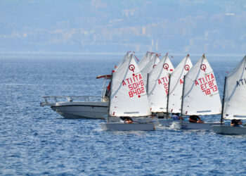 Il Club Velico Crotone colora di rosso-blu il mare di Reggio Calabria al Campionato Nazionale Giovanile di Vela