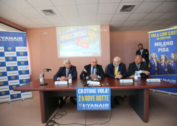 Oliverio, abbiamo mantenuto l’impegno: Crotone torna a volare