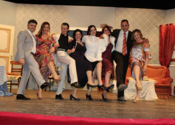 Pienone al Teatro Apollo di Crotone con “Matrimonio con patrimonio” della Compagnia “Apollo Aleo” di Cirò Marina