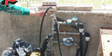 Rubava l’acqua potabile per irrigare l’orto e il giardino, deferito un 60 enne di Crotone
