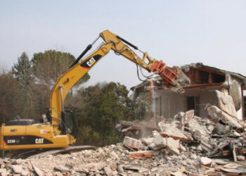 Al via le ordinanze di demolizione di fabbricati abusivi nel Comune di Cirò Marina