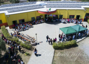 Due tagli del nastro nell’Istituto comprensivo Crosia Mirto: spazio per pet therapy e aula lettura