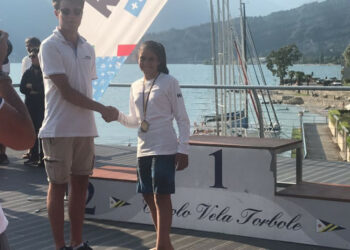 Eliana Siniscalchi della Lega navale Crotone conquista il 4° posto nei cadetti del Trofeo Kinder+Sport a Torbole