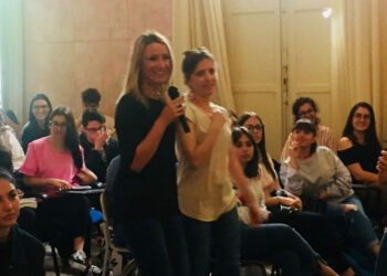 Gli studenti del Liceo Classico Pitagora di Crotone incontrano la giornalista Giusy la Piana