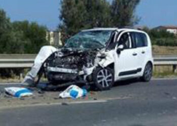 Incidente stradale sulla SS 106 a Strongoli Marina, un ferito