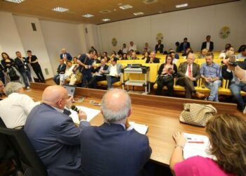 Regione Calabria – Bandi Borghi, Oliverio: “valorizzazione patrimonio di inestimabile valore”