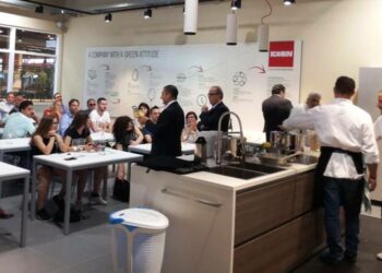 Successo del limone IGP e della cucina calabrese a Fico (Bo)