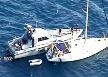 Traffico illegale di migranti, fermato dalla Finanza Veliero a largo di capo spartivento