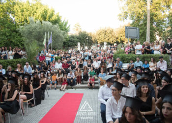 111 studenti del Liceo Classico “Pitagora” di Crotone tornano a casa con il diploma